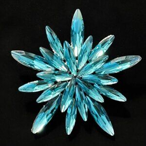 ✨Stunning Snowflake Rhinestones Brooch